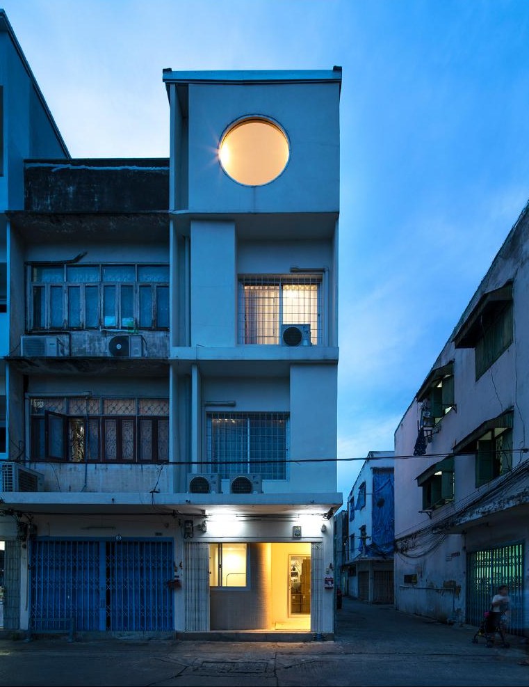 Shift Shift House — view 2